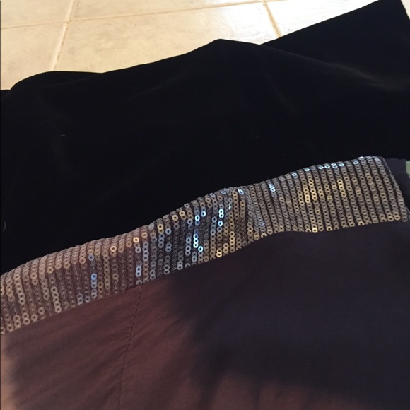 Top - Picture 3 of 3